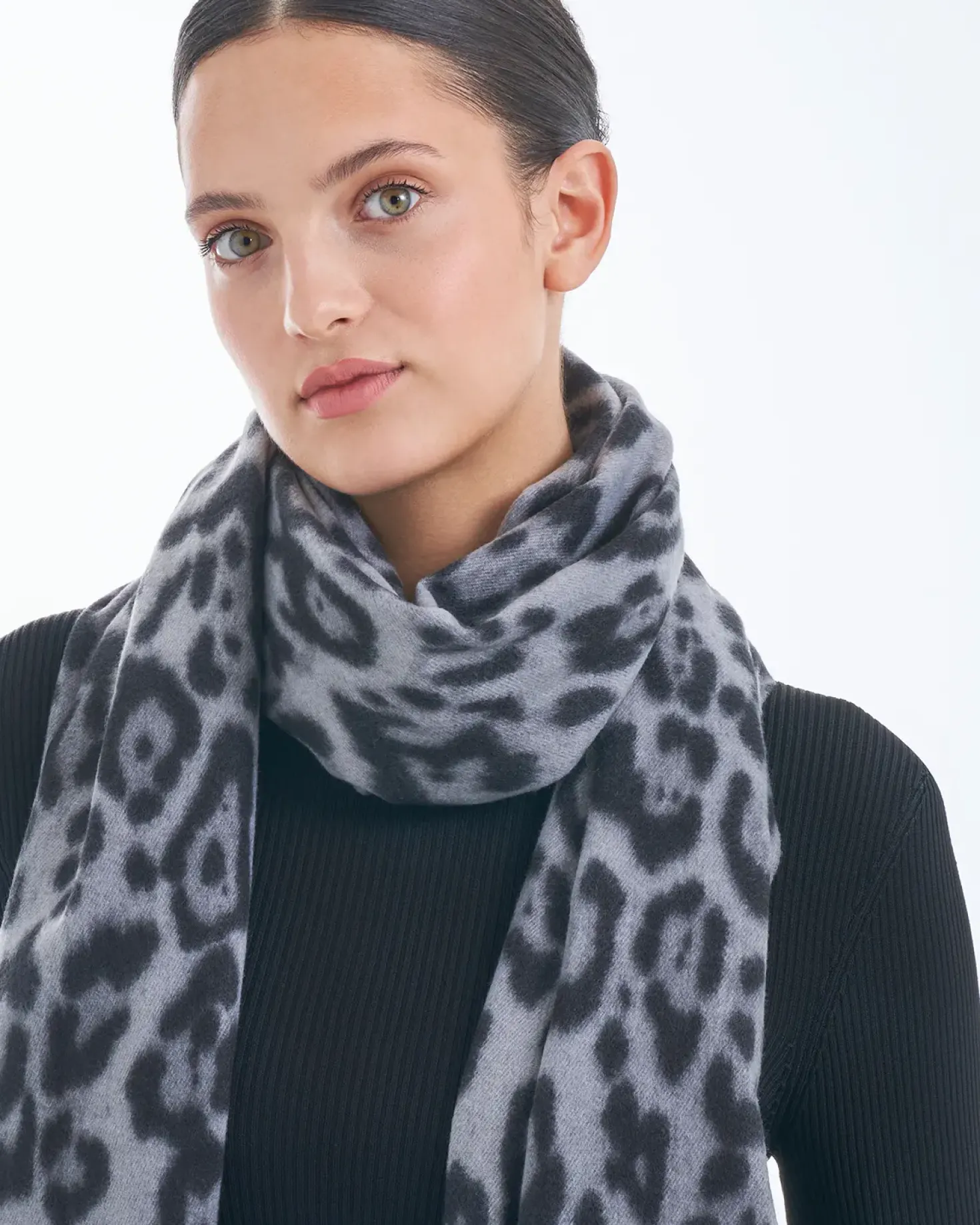 Schal - Grey Leo