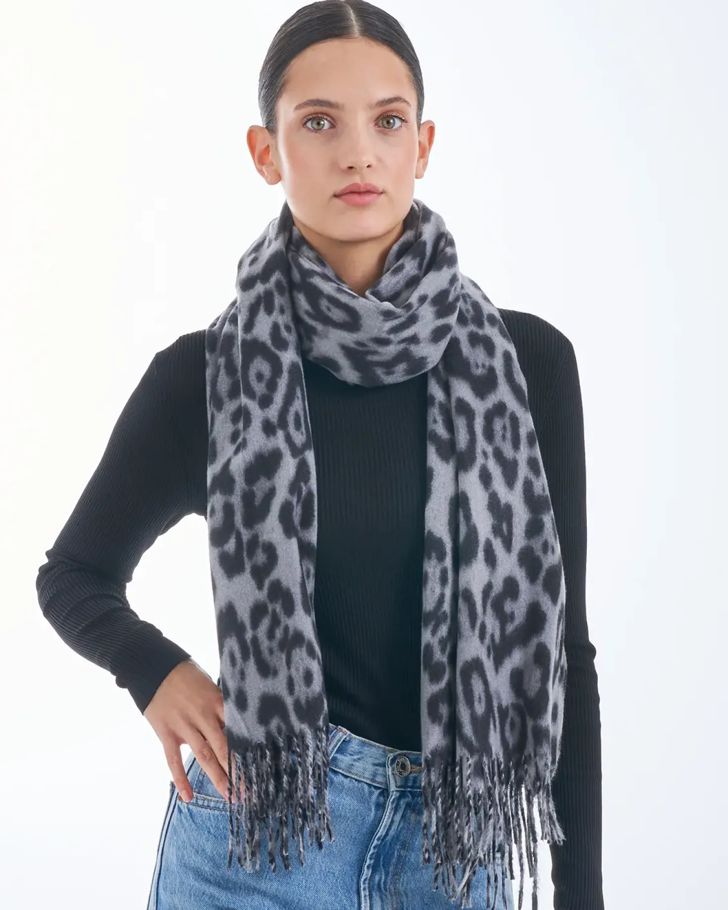 Schal - Grey Leo